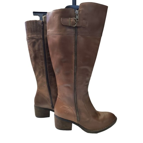 🎁 Born Fannar Leather Knee High Boot New‎ store display Woman's Size 7 - Picture 1 of 16